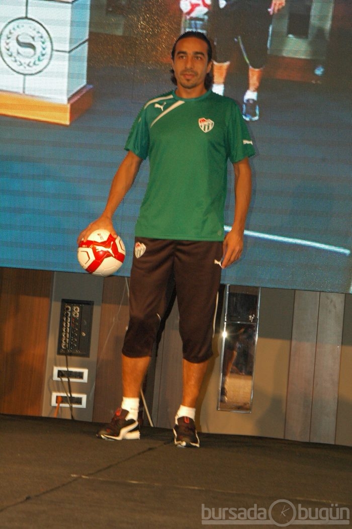 Bursaspor'dan 50. yıla özel forma