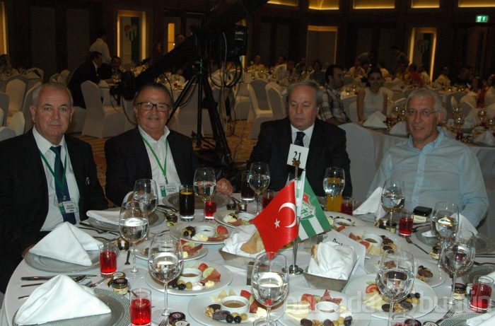 Bursaspor'dan 50. yıla özel forma
