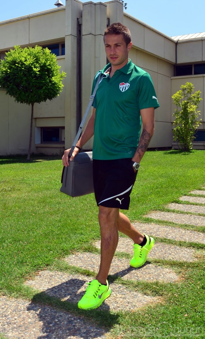 Bursaspor Sırbistan'a gitti