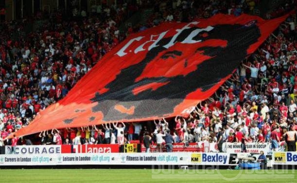 Birbirinden güzel tribün şovları