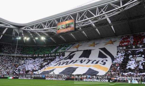 Birbirinden güzel tribün şovları