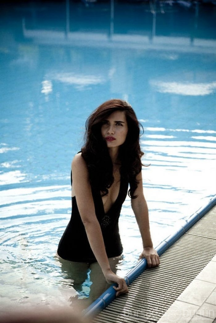 Tuba Büyüküstün