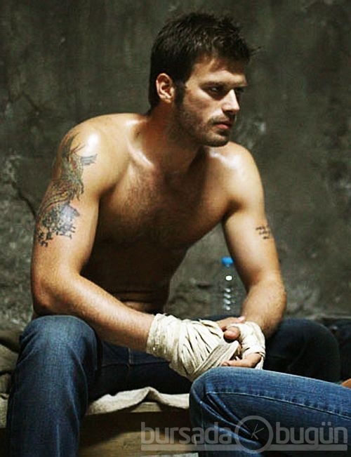 Kıvanç Tatlıtuğ