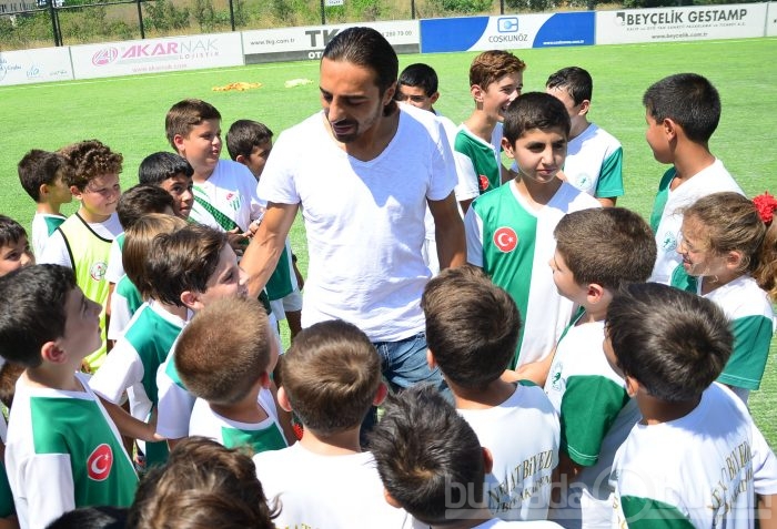 Nejat Biyediç unutulmadı!