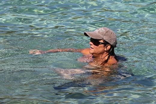 Pierce Brosnan ve karısı Keely Shaye Smith tatilde!