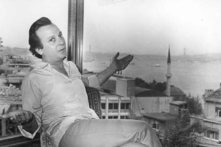 Seyfi Dursunoğlu'nun sarı nokta hastalığı ortaya çıktı