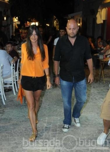 Yasemin - İzzet Özilhan çifti Kanyon'da objektiflere takıldı