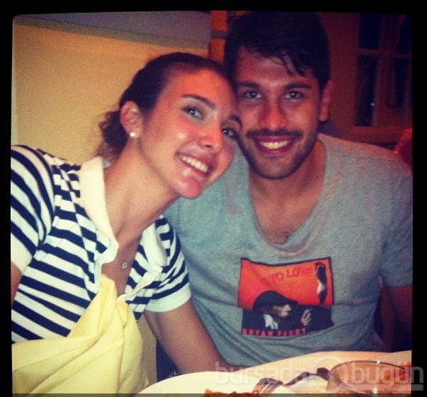 Cenk Akyol ve Naz Aydemir evlendi