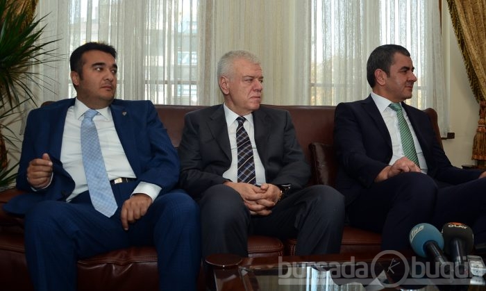 Bursaspor yönetimi Vali Karaloğlu'nu ziyaret etti
