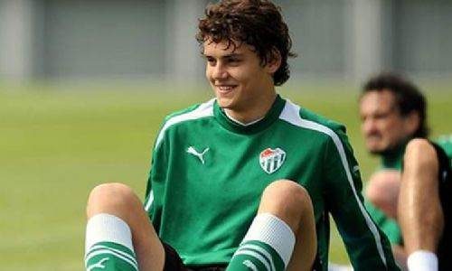 Enes Ünal sosyal medyayı salladı
