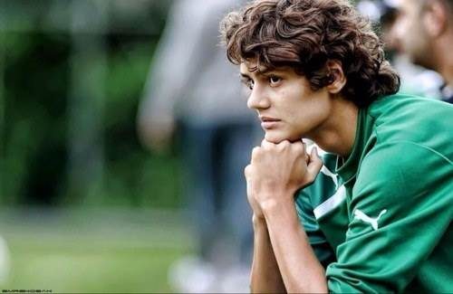 Enes Ünal sosyal medyayı salladı