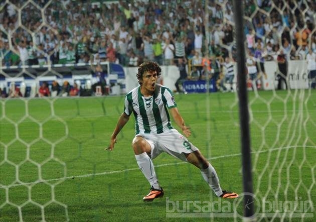 Enes Ünal sosyal medyayı salladı