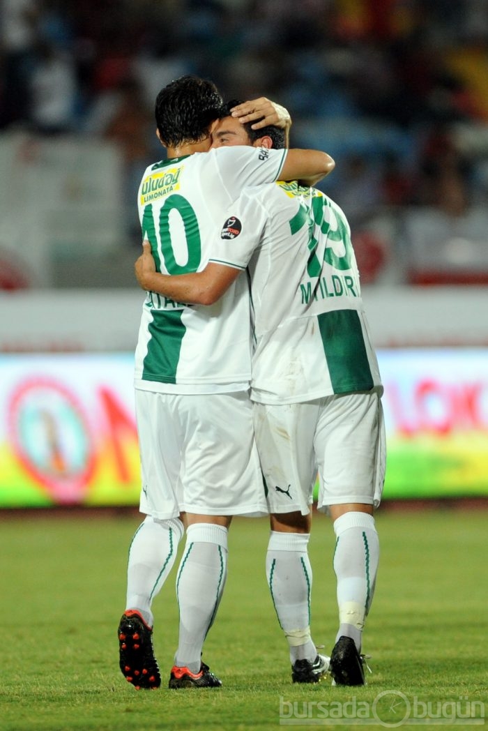 Bursaspor Antalya'yı fethetti!
