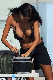  Fransız modeli Nabilla Benattia 