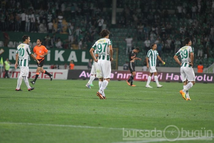 Bursaspor Beşiktaş'a kaybetti!