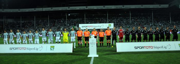Bursaspor Beşiktaş'a kaybetti!