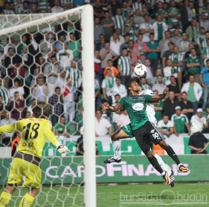 Bursaspor- Akhisar Belediyespor maçı fotoğrafları