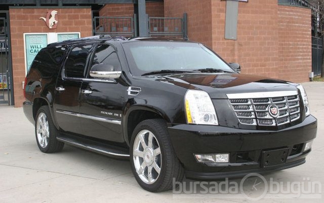 Paparazzisavar Cadillaclar...