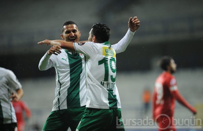 Bursaspor Karabük'te maden buldu!