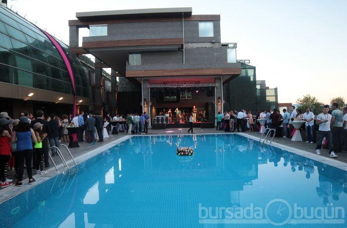 Euphoria Dan Gorkemli Acilis Foto Galerisi 24 Bursadabugun Com