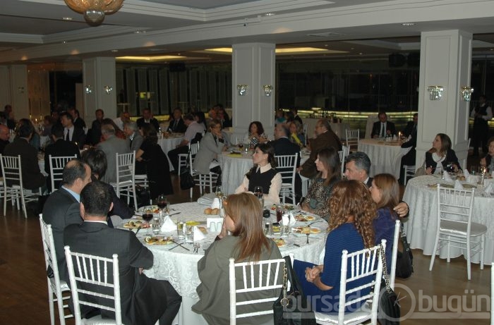 Güncel sanat rahatsız edici olmalı...
