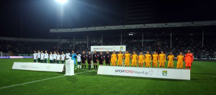 Timsah 90'dan sonra açıldı:2-0
