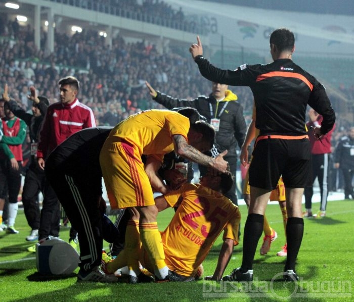 Timsah 90'dan sonra açıldı:2-0