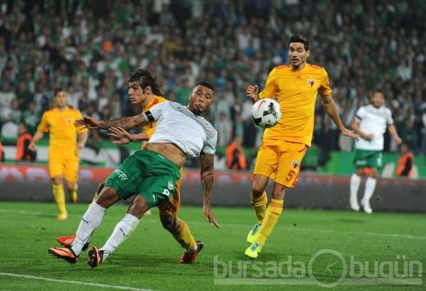 Timsah 90'dan sonra açıldı:2-0