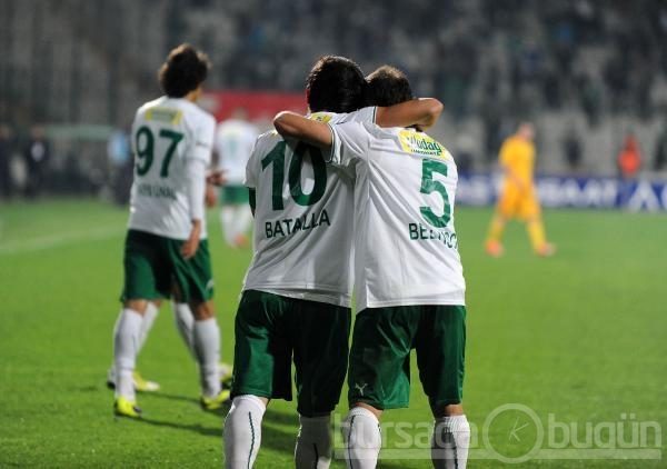 Timsah 90'dan sonra açıldı:2-0