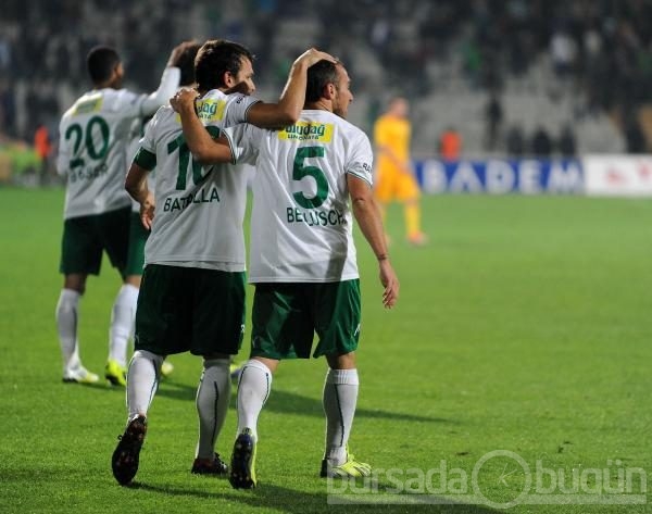 Timsah 90'dan sonra açıldı:2-0