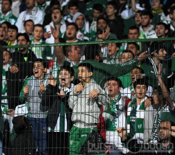 Timsah 90'dan sonra açıldı:2-0