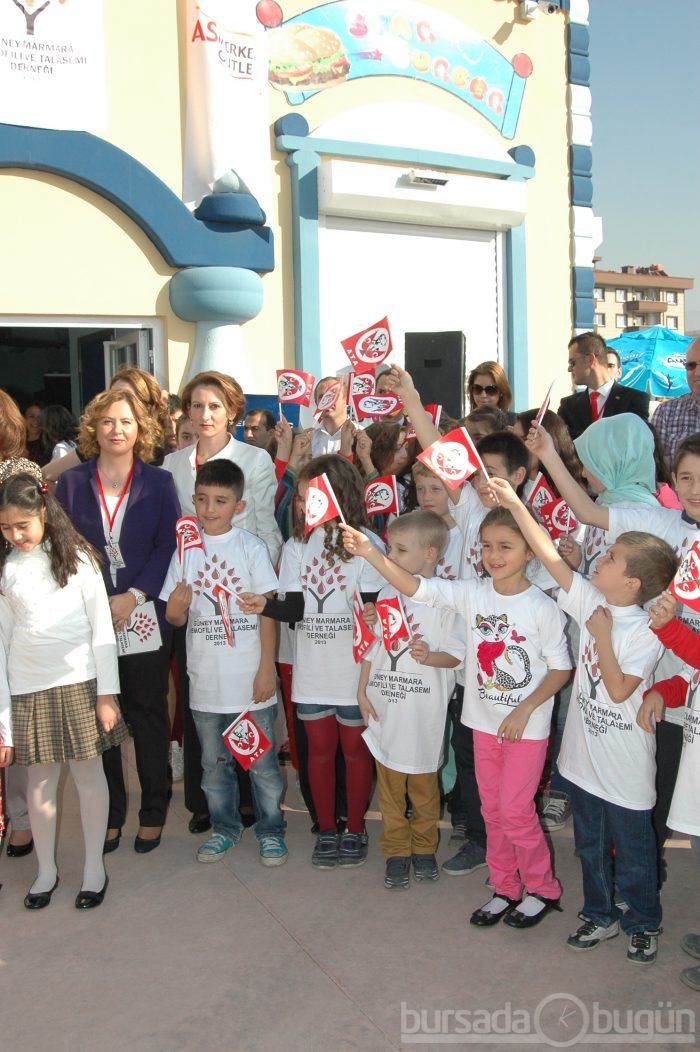 Hemofili ve Talasemi hastası çocukların renkli günü...