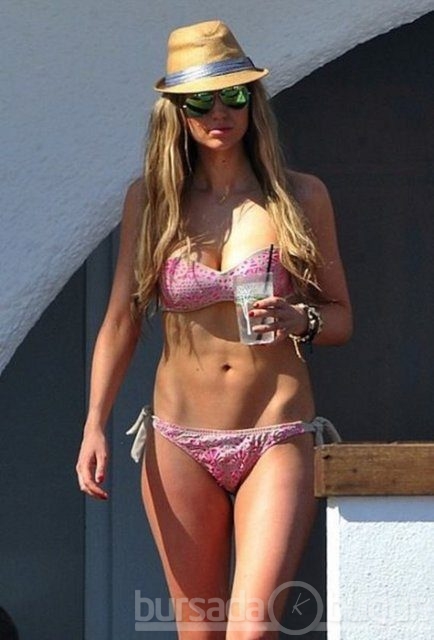 Rosanna Davison taraftarı büyüledi...