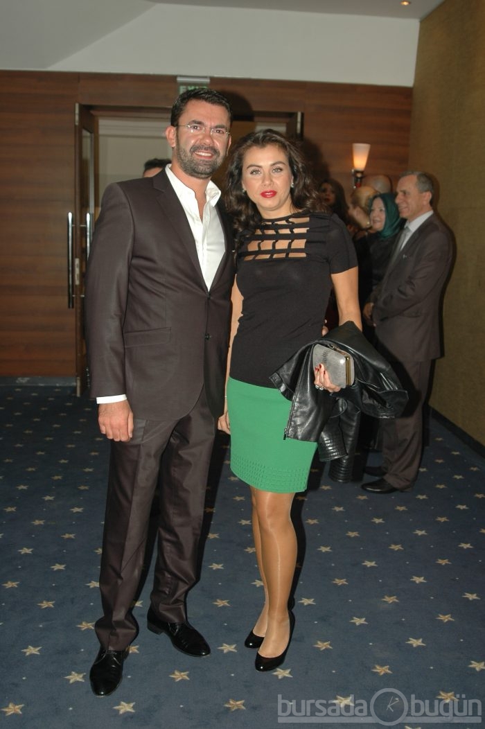 Burcu Biçen ve Gökhan Yavuz nişanlandı...