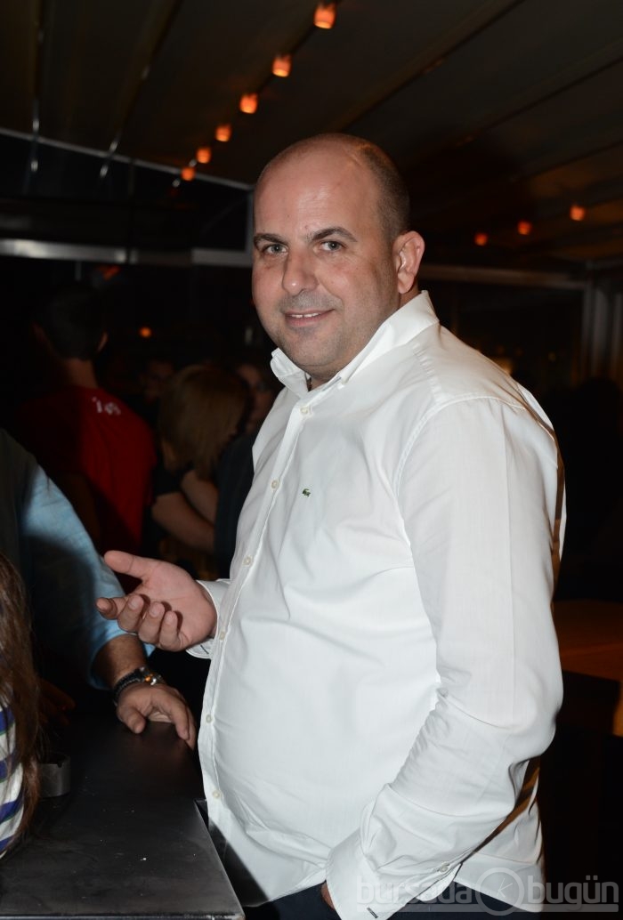 The Winston Brasserie'de Aslıhan Kement ile Cumartesi Gecesi...