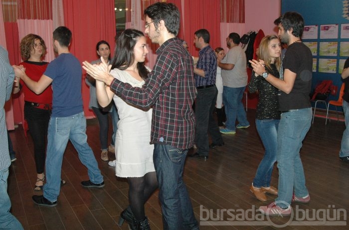 Şampiyon dansçılar Bursa'nın gururu oldu - ÖZEL HABER