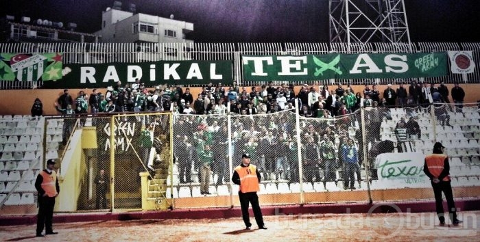 Timsah Demir'i büktü!