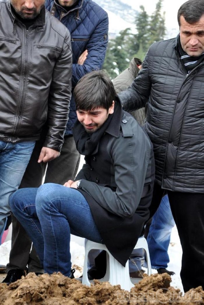 Tolga Zengin'in annesi son yolculuğuna uğurlandı