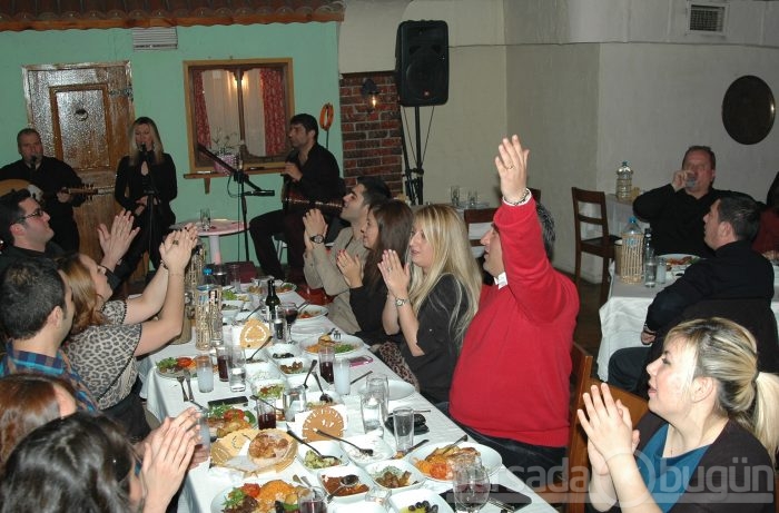 Bursa geceleri bu hafta sonunda da hızını kesmedi...