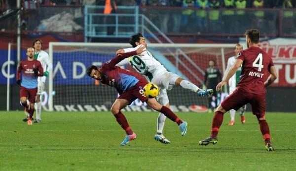 Timsah Trabzon'da fırsat tepti!