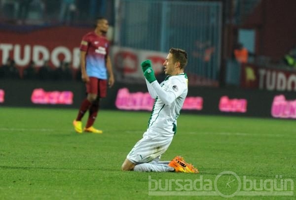 Timsah Trabzon'da fırsat tepti!