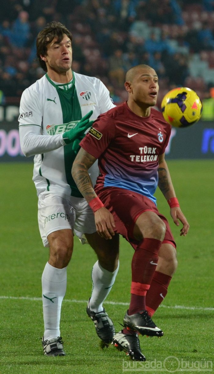Timsah Trabzon'da fırsat tepti!
