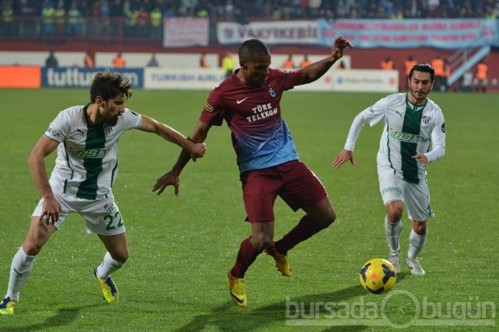 Timsah Trabzon'da fırsat tepti!