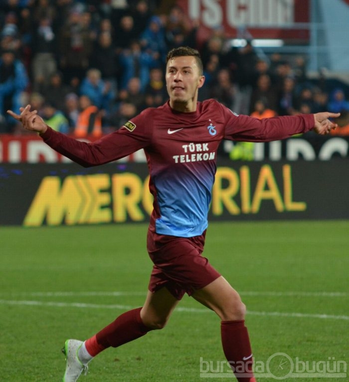 Timsah Trabzon'da fırsat tepti!