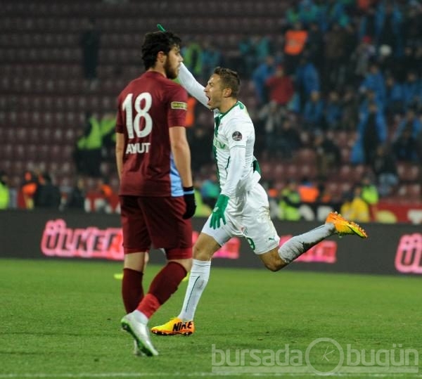 Timsah Trabzon'da fırsat tepti!