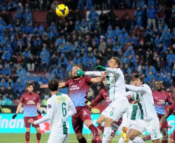 Timsah Trabzon'da fırsat tepti!