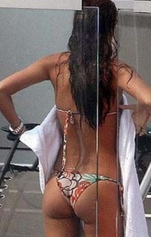 Irina Shayk sevgilisinin mumyasını öptü
