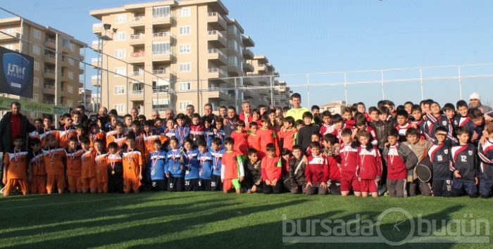 Junior League Bursa 2013 şampiyonu Bağlarbaşıspor