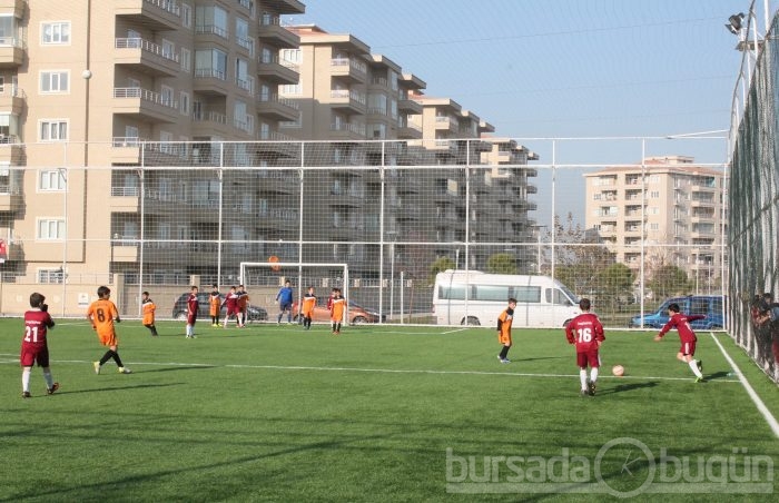 Junior League Bursa 2013 şampiyonu Bağlarbaşıspor