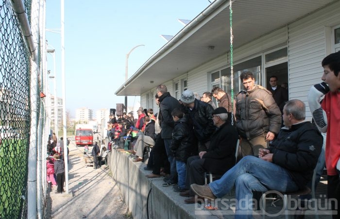Junior League Bursa 2013 şampiyonu Bağlarbaşıspor